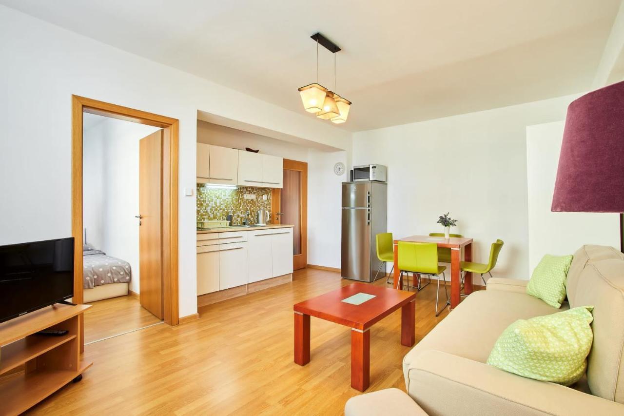 Apartment Ortenova 74