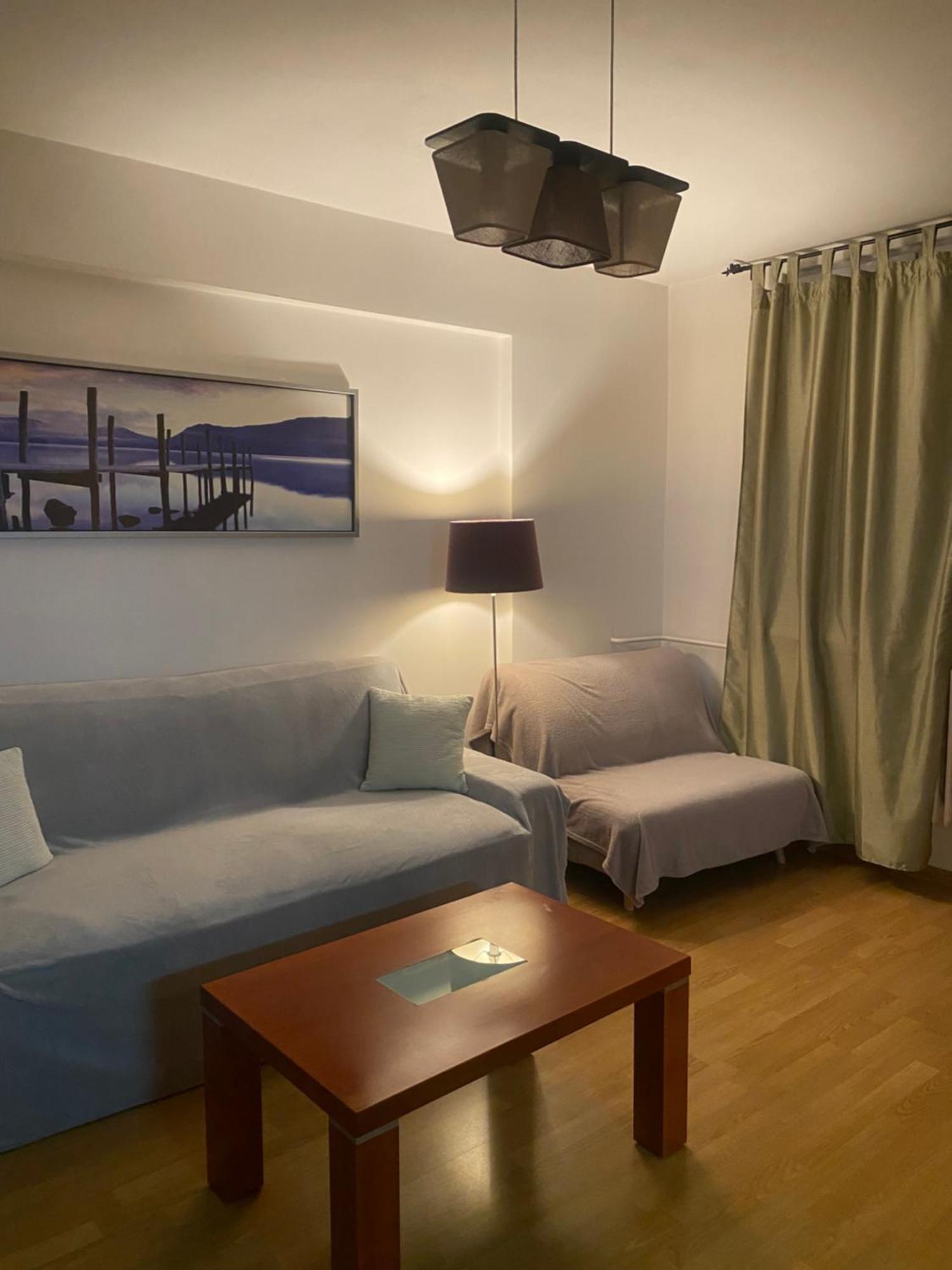 Ortenova 74 Apartament